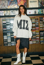 Load image into Gallery viewer, IT2594E-MIZ |  Polka-Dot Applique Mock-Neck Sweatshirt
: Ash grey / S/M-L/XL (3-3)
