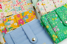 Load image into Gallery viewer, Wallet Keychain - Emerald Floral Jungle
