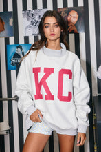 Load image into Gallery viewer, KANSAS &#39;KANSAS CITY &amp; KC&#39; Reversible Mock-neck Sweatshirt: HEATHER GRAY
