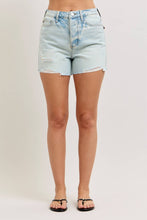 Load image into Gallery viewer, LIGHT WASH JUDY BLUE SHORTS
