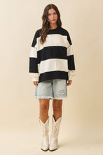 Load image into Gallery viewer, Contrast Panel Long Sleeve Slouchy Top: Pineapple Navy / Contemporary
