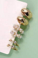 Load image into Gallery viewer, TRIO PEARL DIAMOND CUT HUGGIE HOOP EARRINGS | 80E3935: Gold
