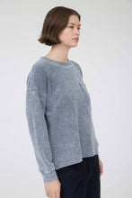 Load image into Gallery viewer, WASHED POCKET DETAIL LONG SLEEVE RIB KNIT TOP: CREAM
