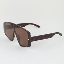Load image into Gallery viewer, Modern Bolted Shield Sunglasses: MIX
