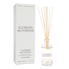 Load image into Gallery viewer, Cashmere and Vanilla Clear Reed Diffuser- Gifts, Home Decor
