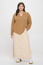 Load image into Gallery viewer, PLUS SOLID NOTCH NECK KNIT TOP: BURGUNDY
