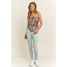 Load image into Gallery viewer, PLEAT BASEBALL ANIMAL PRINT SATIN BANDANA TUBE TOP: Leopard
