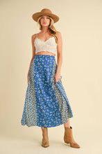 Load image into Gallery viewer, Melanie Skirt: Black Floral
