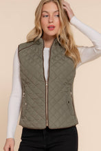 Load image into Gallery viewer, Suede Piping Detail Rib Quilted Padding Vest: OLV-olive oil / M
