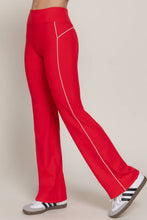 Load image into Gallery viewer, Waist Band Contrast Piping Detail Workout Pants: RED-red/off white / S
