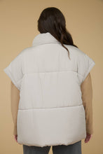 Load image into Gallery viewer, PLUS OVERSIZED SNAP BUTTON PUFFER VEST : DARK BROWN
