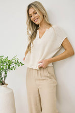 Load image into Gallery viewer, SPLIT NECK SHORT SLEEVE KNIT PULLOVER: PEACH
