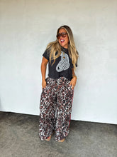 Load image into Gallery viewer, Cheetah Graphic Tee - Boxy Fit - Almost Cropped
