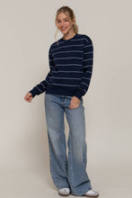 Load image into Gallery viewer, Long Sleeve Engineer Stripe Inner Fleece Sweatshirt: BLK-black/beige
