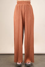 Load image into Gallery viewer, Leopard Print &amp; Solid Wide Leg Pleated Pants: MOCHA LEOPARD
