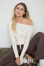 Load image into Gallery viewer, POLKA DOT BOAT NECK RIBBED LONG SLEEVE KNIT TOP: MAROON
