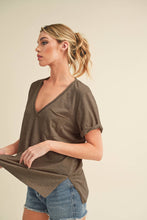 Load image into Gallery viewer, Zoie V-Neck Short Sleeve: Ivory / Contemporary
