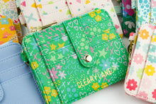 Load image into Gallery viewer, Wallet Keychain - Emerald Floral Jungle
