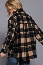 Load image into Gallery viewer, Long Sleeve Check Printed Fleece Shacket: TPE-taupe
