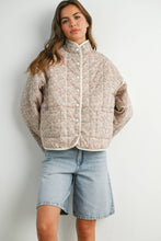 Load image into Gallery viewer, FLOAR QUILTED JACKET WITH LIGHTWEIGHT BOHO PRINT: LAVENDER / IVORY
