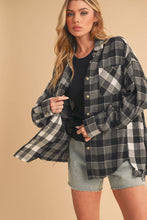 Load image into Gallery viewer, Noelle Flannel Shirt: Oat
