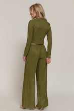 Load image into Gallery viewer, Long Sleeve Crew Neck Top: Wine
