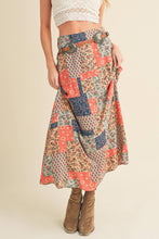 Load image into Gallery viewer, Bradyn Print Skirt: Tan/Orange / Contemporary
