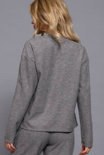 Load image into Gallery viewer, Long Sleeve Round Neck Soft Knit Top: BLK-black / L
