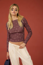 Load image into Gallery viewer, POLKA DOT BOAT NECK RIBBED LONG SLEEVE KNIT TOP: MAROON
