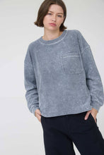 Load image into Gallery viewer, WASHED POCKET DETAIL LONG SLEEVE RIB KNIT TOP: CREAM
