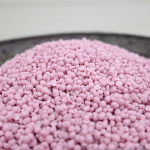 Load image into Gallery viewer, Soy Wax Scented Beads - 2lb Refill for A La Carte Candle Bar: Cinnamon Fireside
