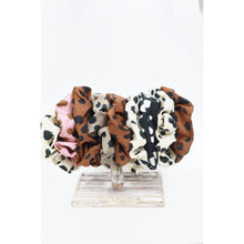 Load image into Gallery viewer, Leopard Scrunchie Set: MIX COLOR / ONE
