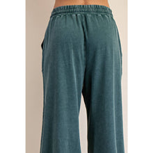 Load image into Gallery viewer, MINERAL WASHED WIDE LEG PANT: Mocha
