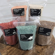 Load image into Gallery viewer, Soy Wax Scented Beads - 2lb Refill for A La Carte Candle Bar: Apple Strudel
