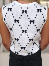 Load image into Gallery viewer, Bow Pattern Buttoned Side Cropped Sweater Vest: White / M
