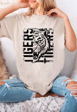 Load image into Gallery viewer, Distressed Tiger Unisex Round Neck Tee: H Grey/Brwn / M / Graphic T-Shirt
