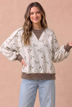 Load image into Gallery viewer, Duck Camo Exposed Seam Sweatshirt: IVORY/BROWN
