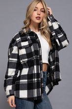 Load image into Gallery viewer, Long Sleeve Check Printed Fleece Shacket: BRG-burgundy
