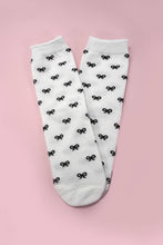 Load image into Gallery viewer, MULTI BOW MID CALF LENGTH SOCKS | Off White
