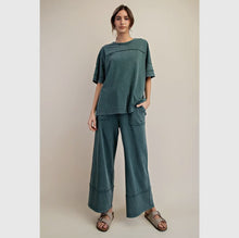 Load image into Gallery viewer, Hunter Green Cotton Poly Top
