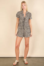 Load image into Gallery viewer, Leopard Printed Woven Bottoms: MOCHA MIX
