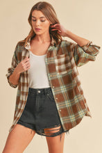 Load image into Gallery viewer, Noelle Flannel Shirt: Oat
