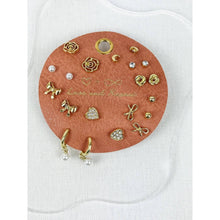 Load image into Gallery viewer, Shine All Day Minimal Earrings: GOLD / ONE
