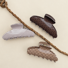 Load image into Gallery viewer, JUMBO STRIPE PLAID OVAL HAIR CLAW CLIPS | PLAID BROWN
