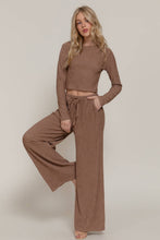 Load image into Gallery viewer, Long Sleeve Crew Neck Top: Wine
