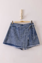 Load image into Gallery viewer, JEAN Washed Denim Skort: LT INDIGO
