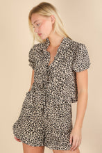 Load image into Gallery viewer, Leopard Printed Woven Top: MOCHA MIX
