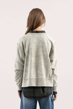 Load image into Gallery viewer, WASHED EXTENDED SHOULDER KNIT TOP: OATMEAL
