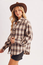 Load image into Gallery viewer, BUTTON DOWN FLANNEL PLAID SHIRT TOP: IVORY/BROWN
