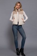 Load image into Gallery viewer, Reversible Faux Leather-Sherpa Contrast Padding Crop Vest: BLK-black
